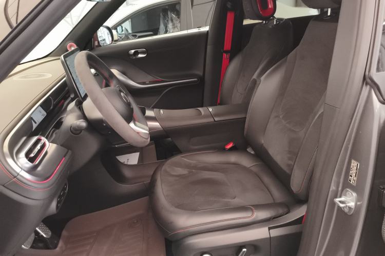 Used smart #1 2022 BRABUS Performance Edition Left Front Seat