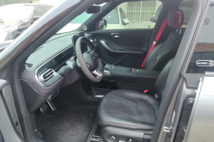 Used smart #1 2022 BRABUS Performance Edition Left Front Seat