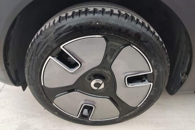 Used smart #1 2022 Premium Edition Left Front Wheel Hub