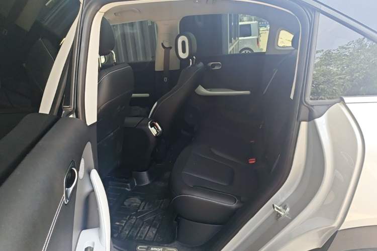 Used smart #1 2022 Premium Edition Left Rear Seat