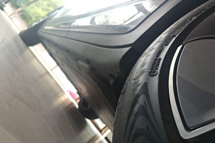 Used smart #1 2022 Premium Edition Left Side Sill