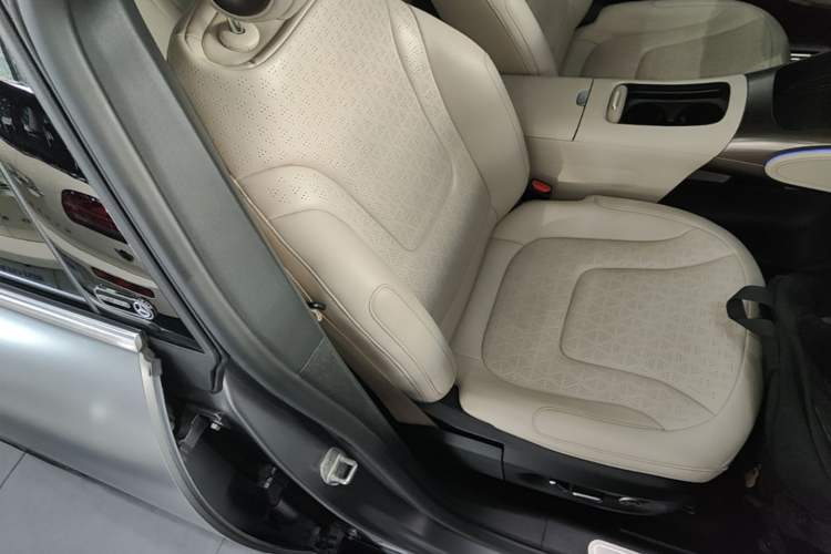 Used smart #1 2022 Premium Edition Right Front Seat