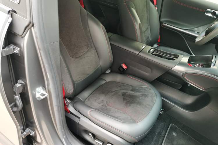 Used smart #1 2022 BRABUS Performance Edition Right Front Seat