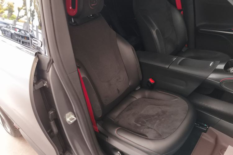 Used smart #1 2022 BRABUS Performance Edition Right Front Seat