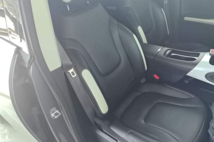 Used smart #1 2022 Premium Edition Right Front Seat