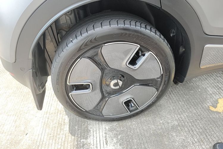 Used smart #1 2022 Premium Edition Right Rear Wheel Hub
