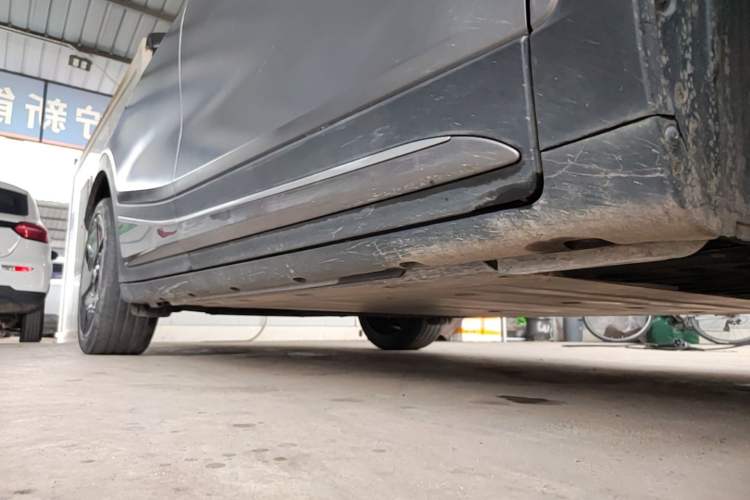 Used smart #1 2022 Premium Edition Right Side Sill