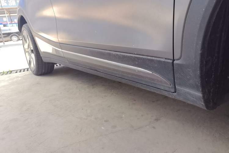 Used smart #1 2022 Premium Edition Right Side Sill