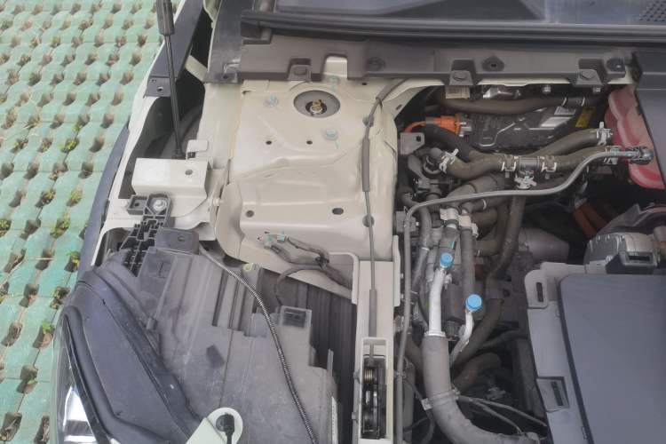 Used smart #1 2022 Premium Edition Engine Bay Right
