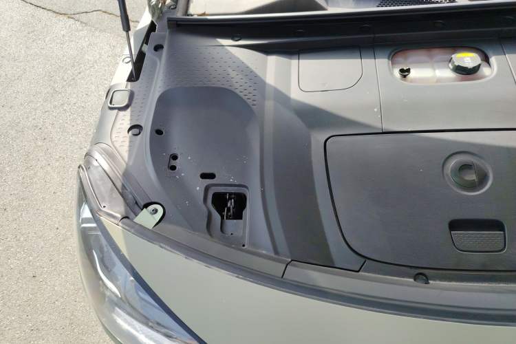 Used smart #1 2022 Premium Edition Engine Bay Right