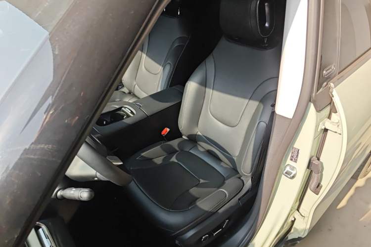 Used smart #1 2022 Premium Edition Left Front Seat