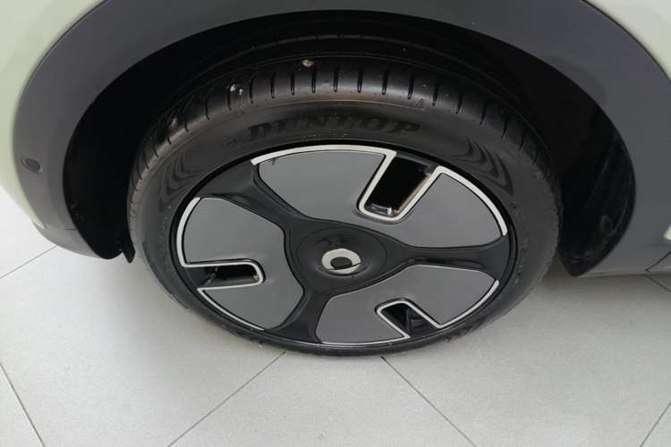 Used smart #1 2022 Premium Edition Left Front Wheel Hub