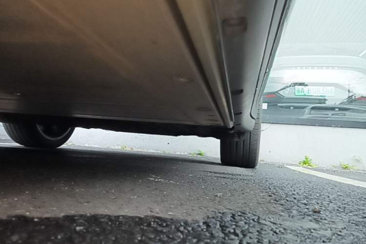 Used smart #1 2022 Premium Edition Left Side Sill