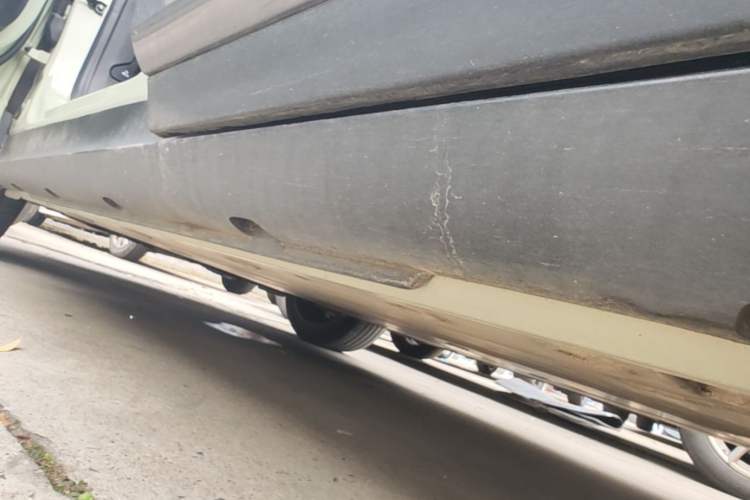 Used smart #1 2022 Premium Edition Left Side Sill