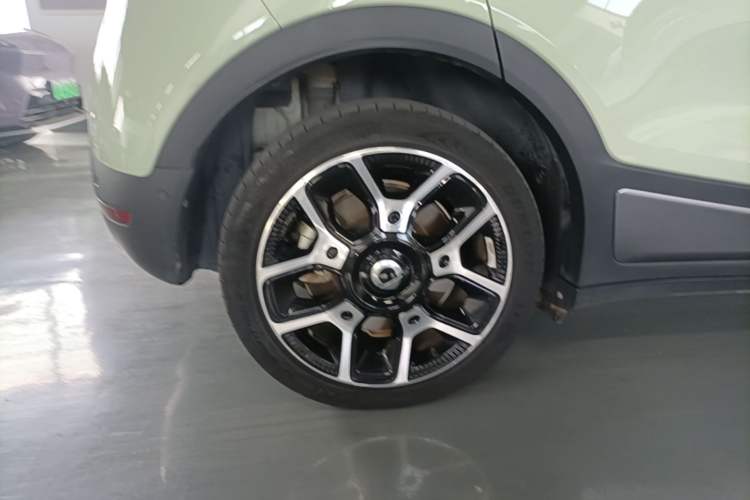 Used smart #1 2022 Pulse Heartbeat Edition Right Rear Wheel Hub
