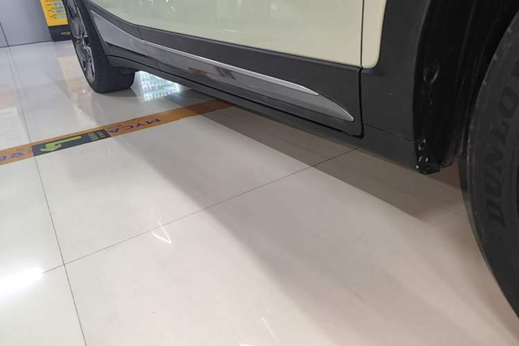Used smart #1 2022 Premium Edition Right Side Sill