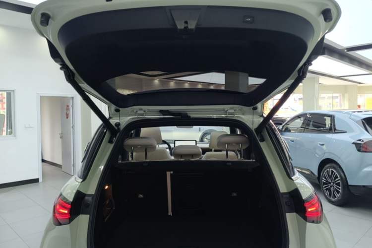 Used smart #1 2022 Premium Edition Trunk