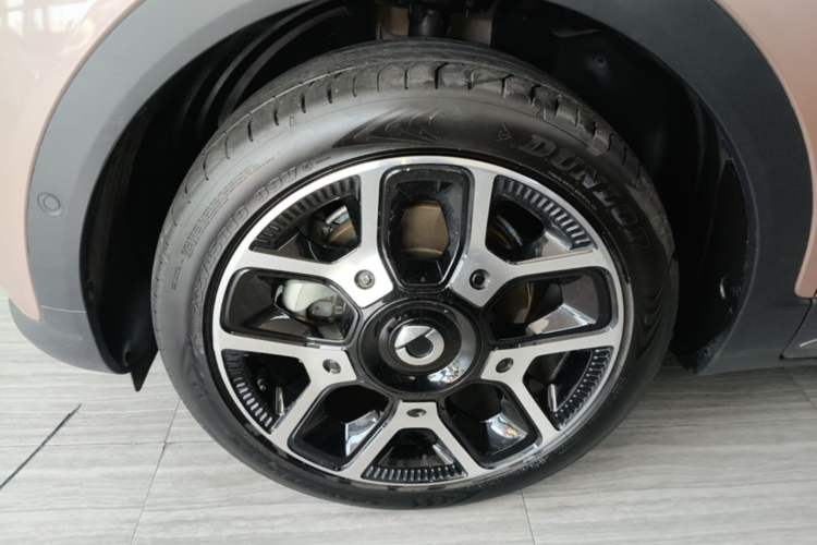 Used smart #1 2022 Pulse Heartbeat Edition Left Front Wheel Hub