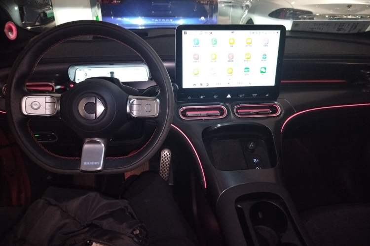 Used smart #1 2022 BRABUS Performance Edition Center Console