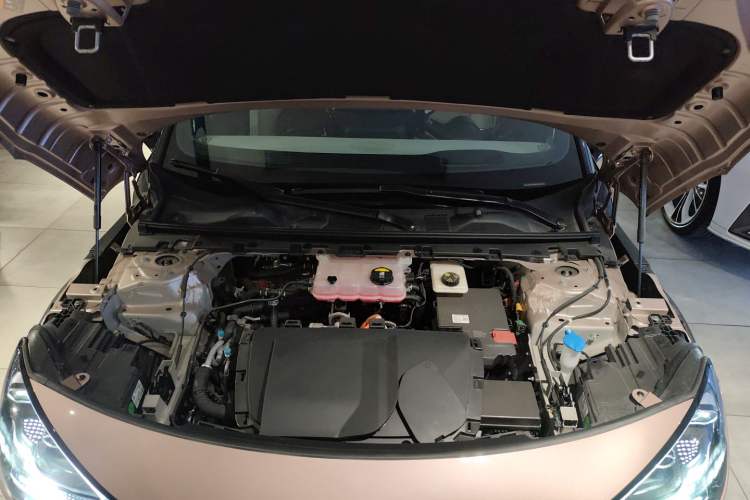 Used smart #1 2022 Premium Edition Engine Bay
