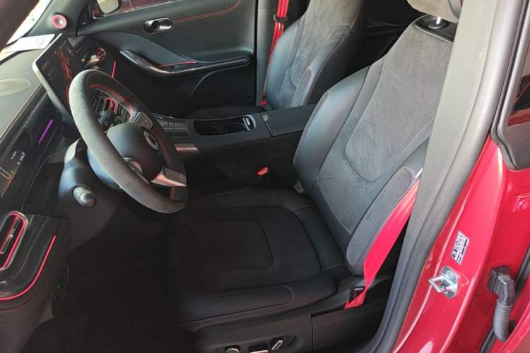 Used smart #1 2022 BRABUS Performance Edition Left Front Seat