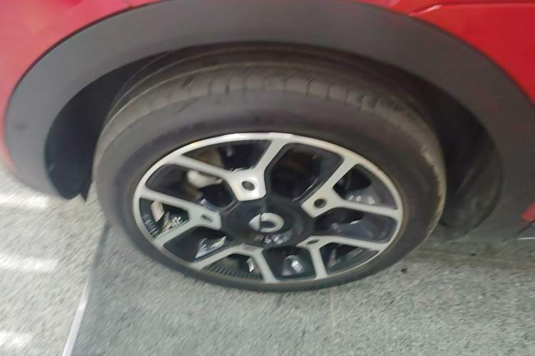 Used smart #1 2022 Pulse Heartbeat Edition Left Front Wheel Hub