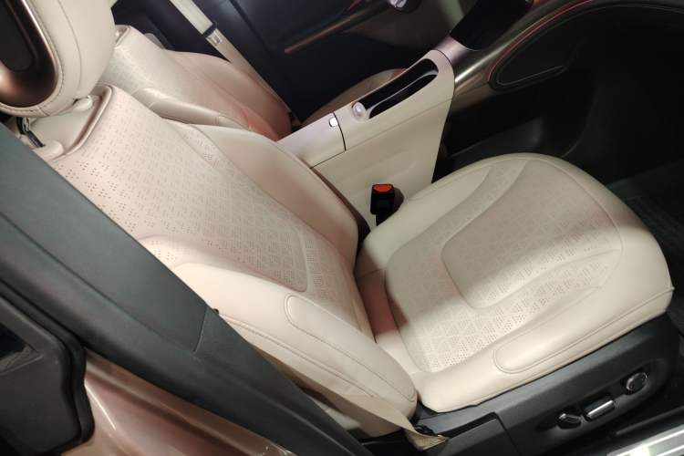 Used smart #1 2022 Pulse Heartbeat Edition Right Front Seat