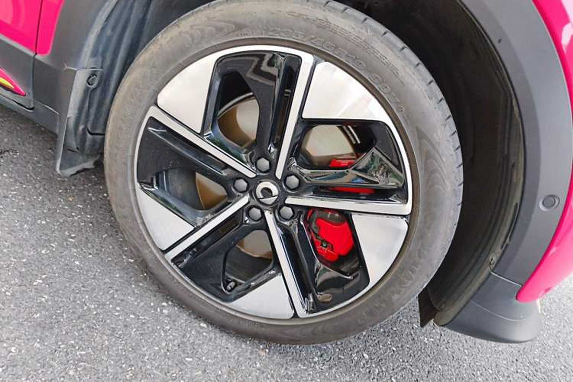 Used smart #1 2022 BRABUS Performance Edition Right Front Wheel Hub