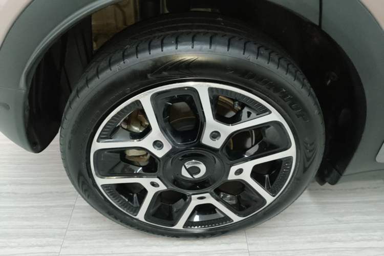 Used smart #1 2022 Pulse Heartbeat Edition Right Rear Wheel Hub