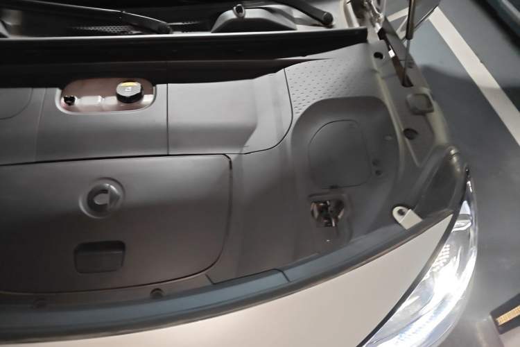 Used smart #1 2022 Premium Edition Engine Bay Left