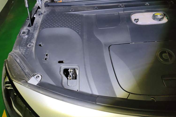 Used smart #1 2022 Premium Edition Engine Bay Right
