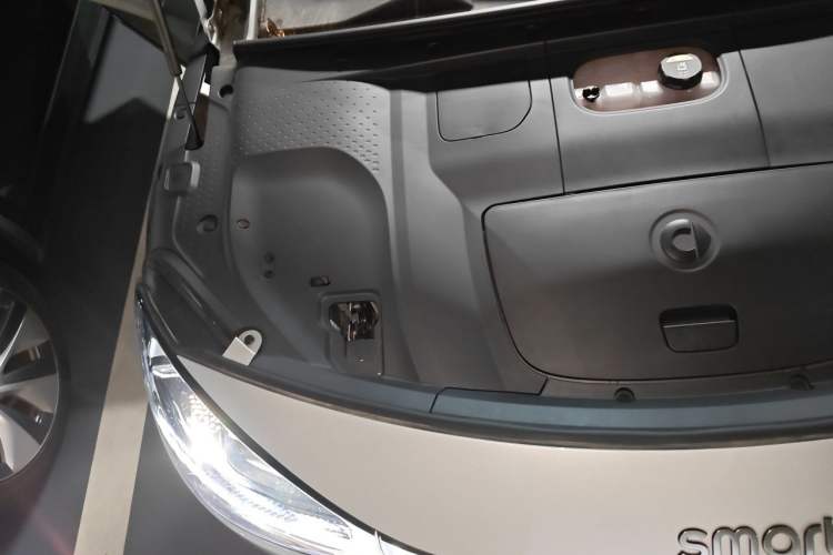 Used smart #1 2022 Premium Edition Engine Bay Right