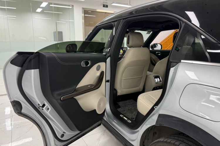Used smart #1 2022 Premium Edition Interior 5