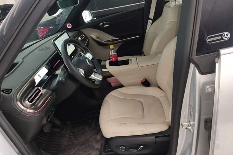 Used smart #1 2022 Pulse Heartbeat Edition Left Front Seat