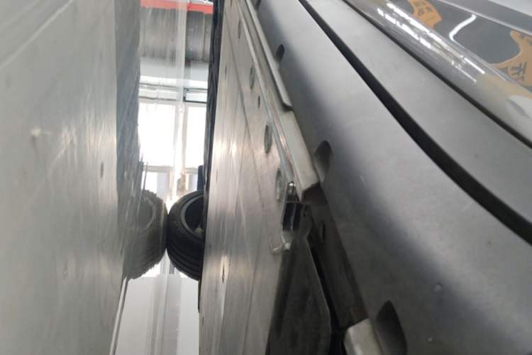Used smart #1 2022 Premium Edition Left Side Sill