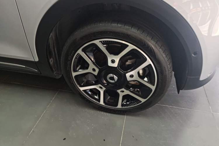 Used smart #1 2022 Pulse Heartbeat Edition Right Front Wheel Hub