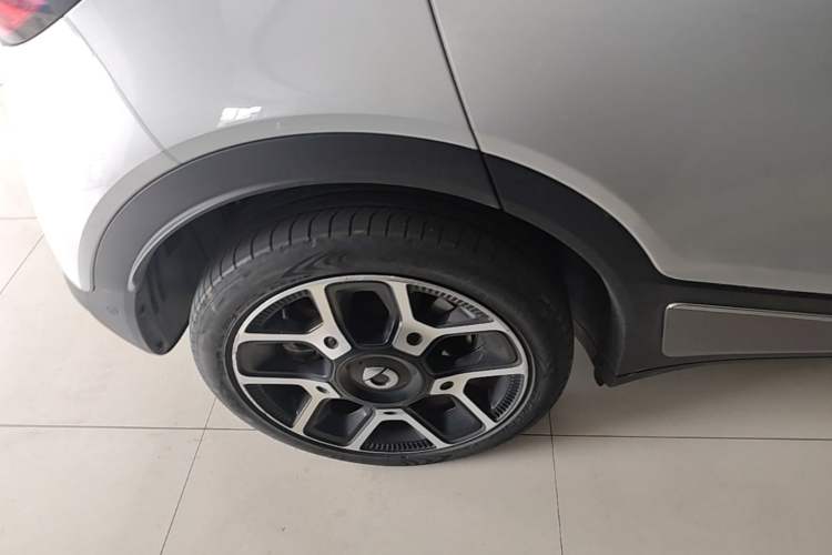 Used smart #1 2022 Pulse Heartbeat Edition Right Rear Wheel Hub