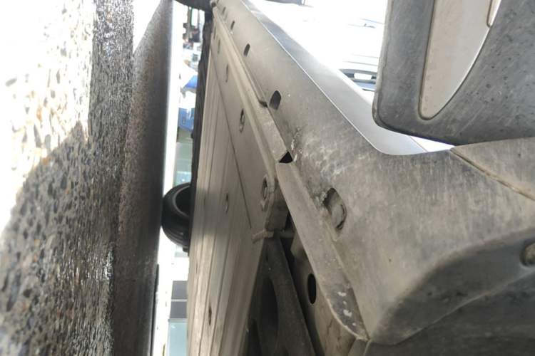 Used smart #1 2022 Premium Edition Right Side Sill