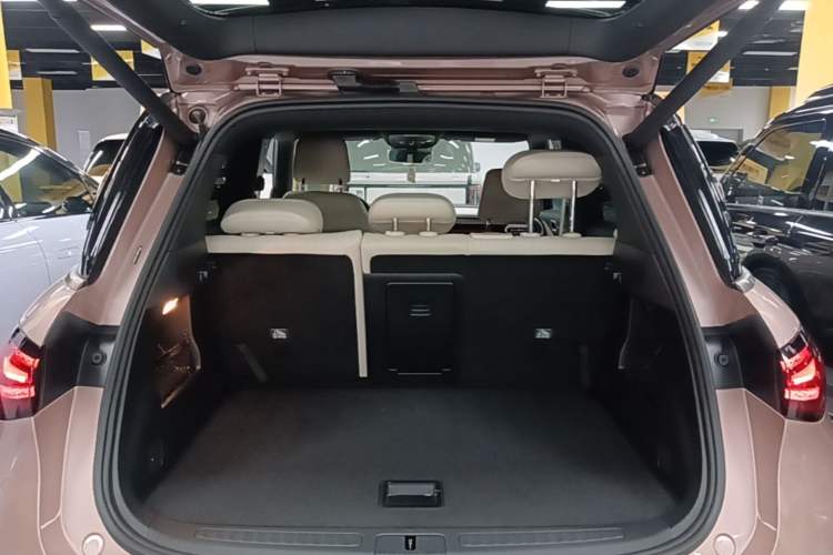 Used smart #1 2022 Premium Edition Trunk