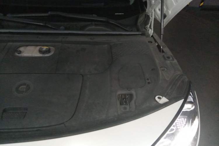 Used smart #1 2022 Premium Edition Engine Bay Left