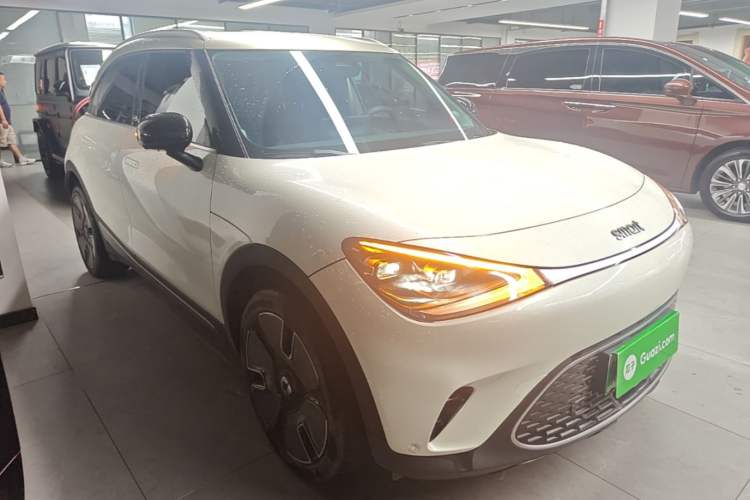 Used smart #1 2022 Premium Edition Front Right 45 Deg