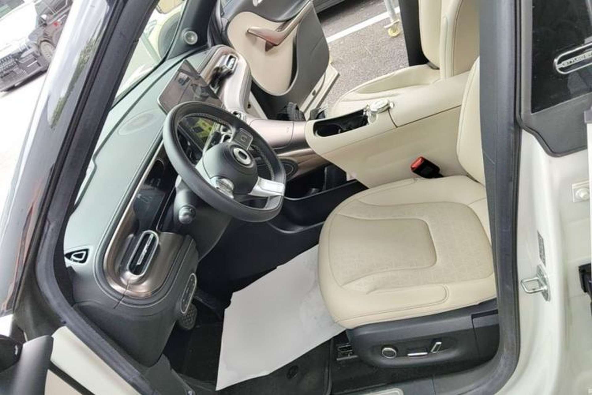 Used smart #1 2022 Pulse Heartbeat Edition Left Front Seat