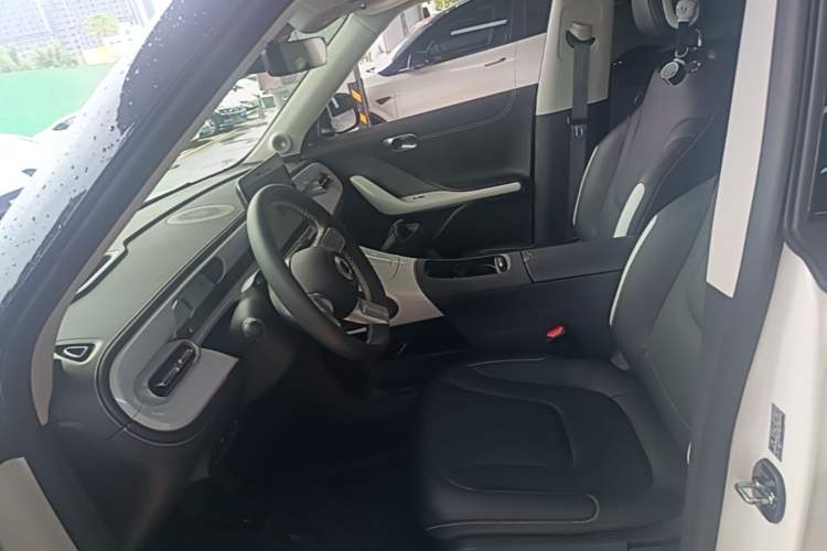 Used smart #1 2022 Premium Edition Left Front Seat