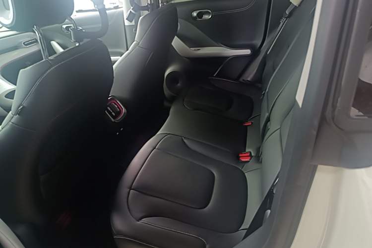 Used smart #1 2022 Premium Edition Left Rear Seat