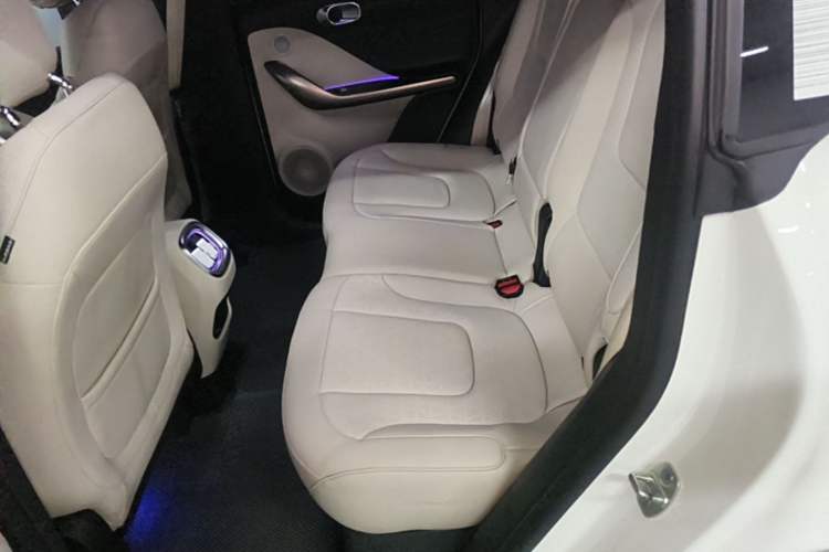 Used smart #1 2022 Pulse Heartbeat Edition Left Rear Seat