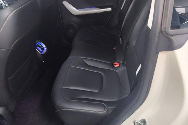 Used smart #1 2022 Pulse Heartbeat Edition Left Rear Seat
