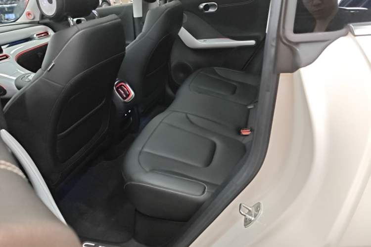 Used smart #1 2022 Pulse Heartbeat Edition Left Rear Seat