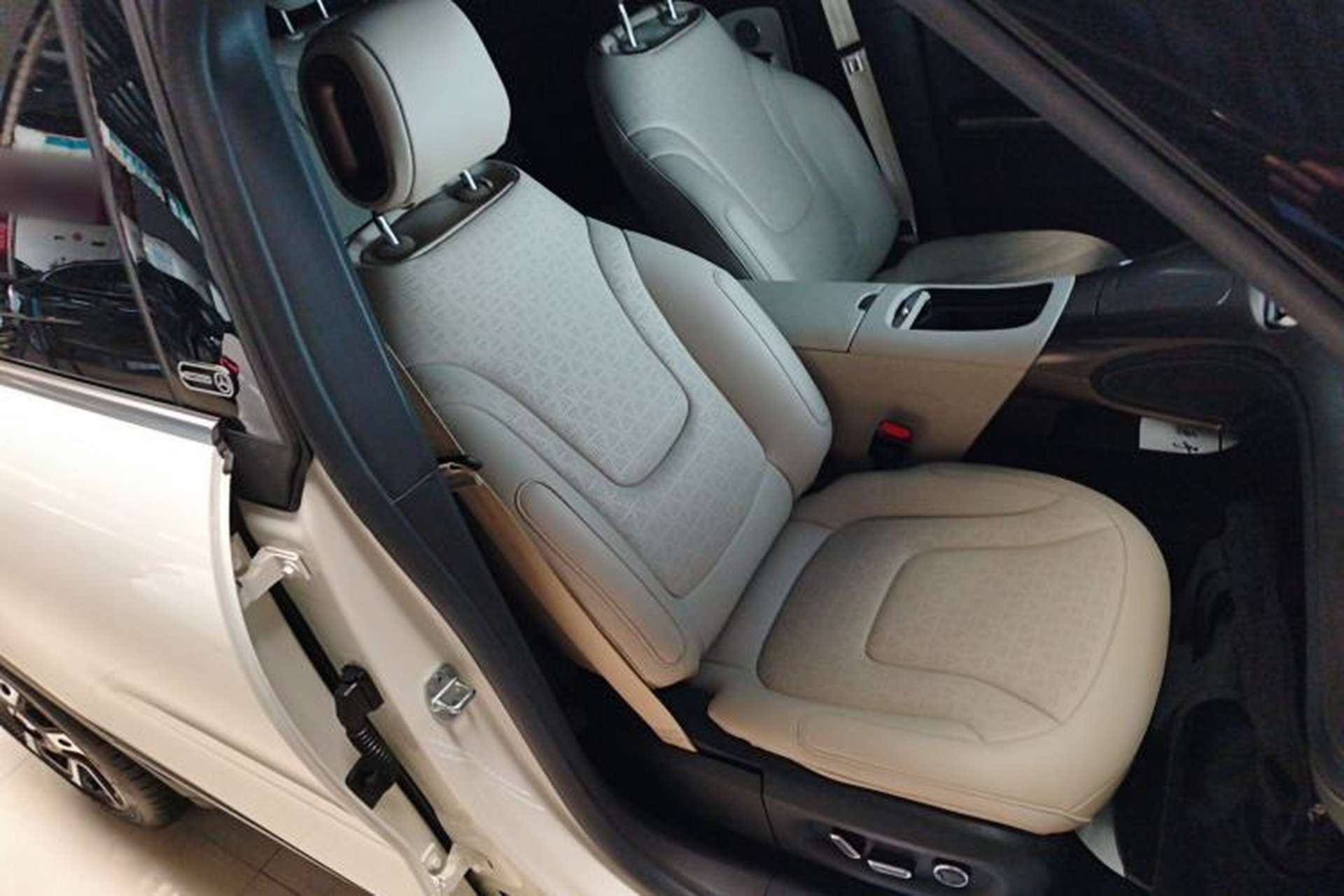 Used smart #1 2022 Pulse Heartbeat Edition Right Front Seat