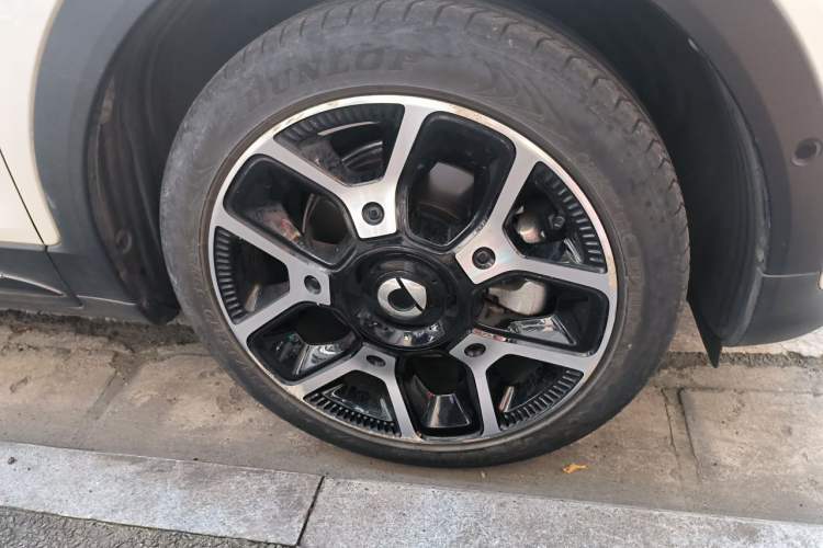 Used smart #1 2022 Pulse Heartbeat Edition Right Front Wheel Hub