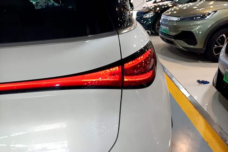 Used smart #1 2022 Premium Edition Right Rear Taillight